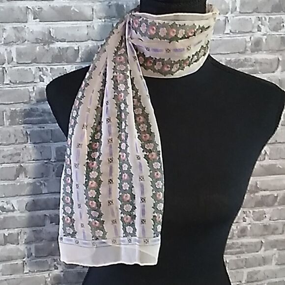 Echo sheer cottagecore retro scarf - Picture 5 of 9